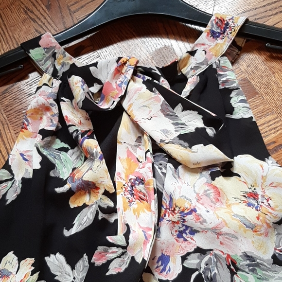 Dress - Picture 3 of 4